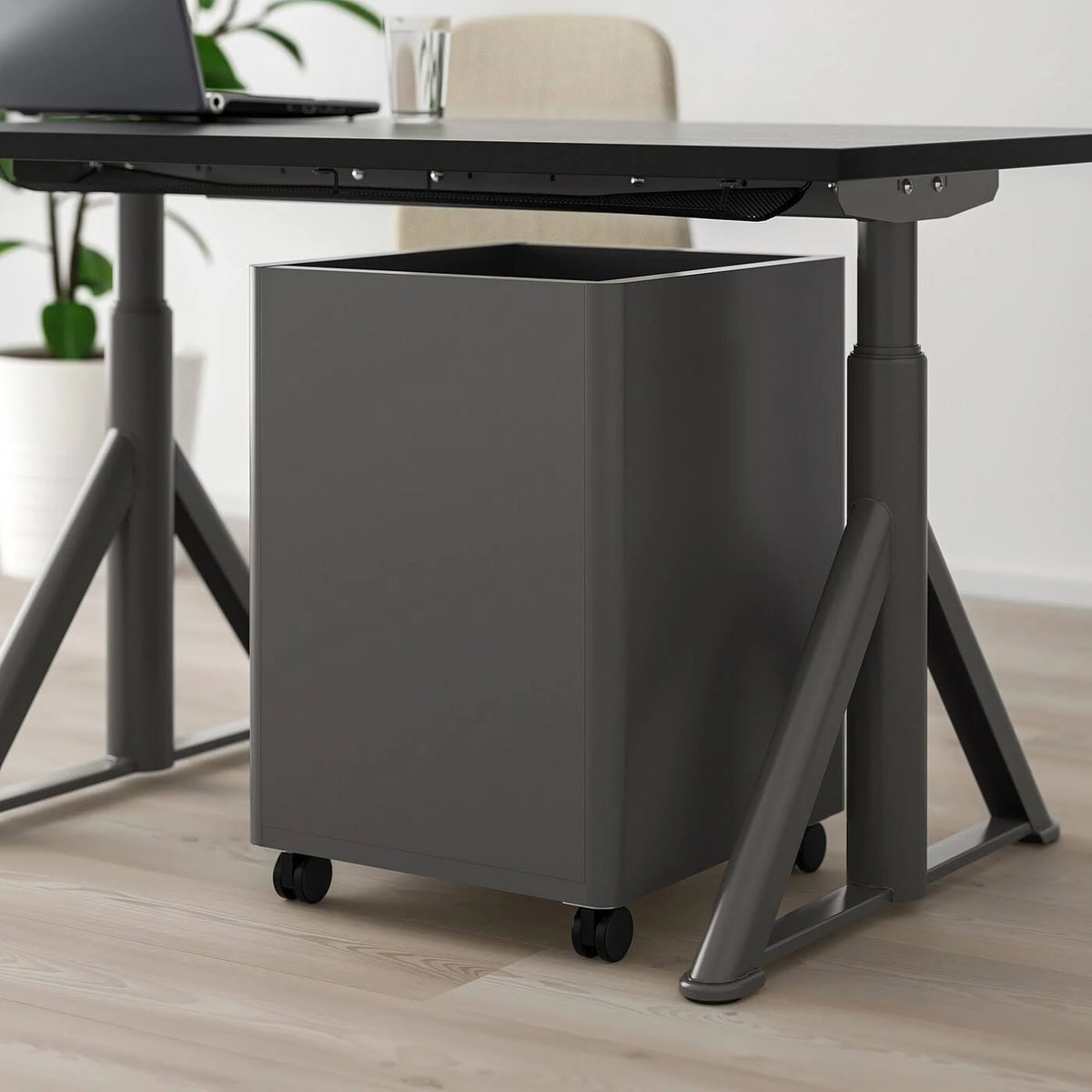 Dark Gray Drawer Unit on Casters Y237074