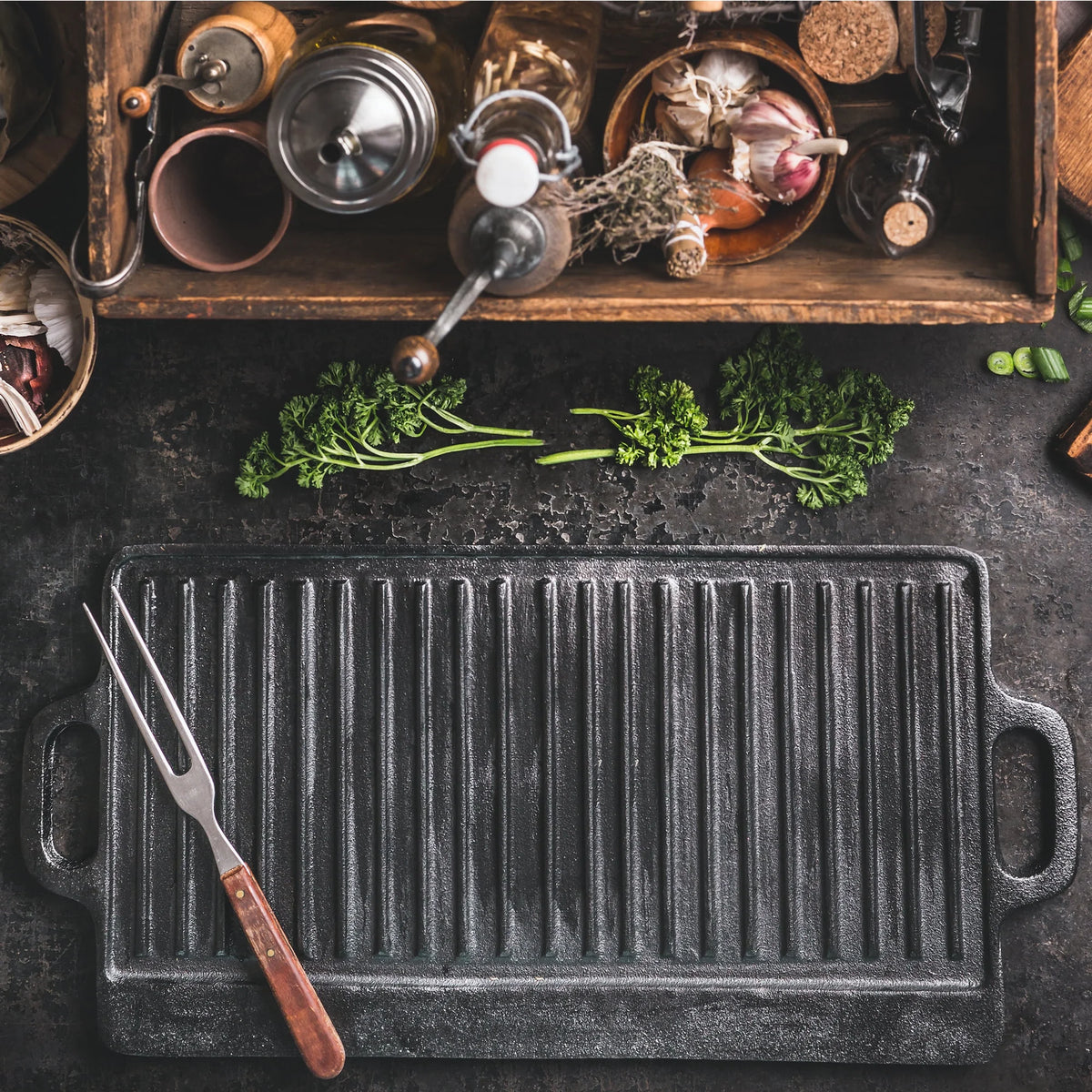 2-in-1 Reversible Cast Iron Griddle R945
