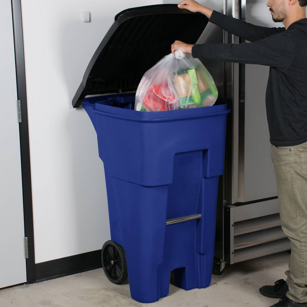65 gal Blue Rectangular Trash Can G609