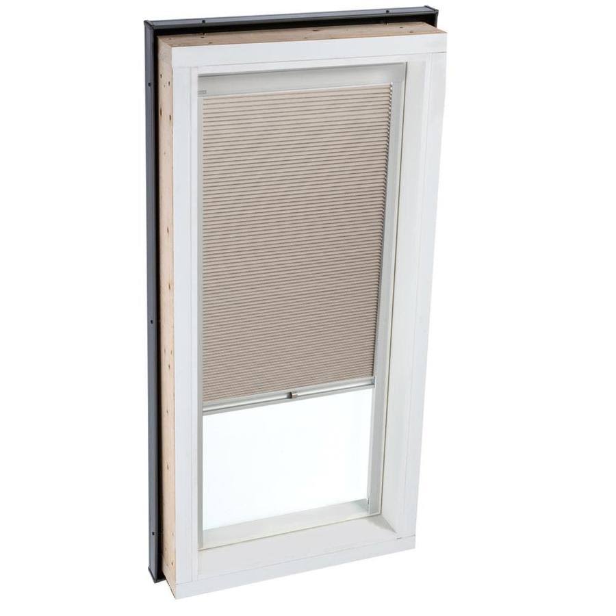 White Manual Double Pleated Blind G513