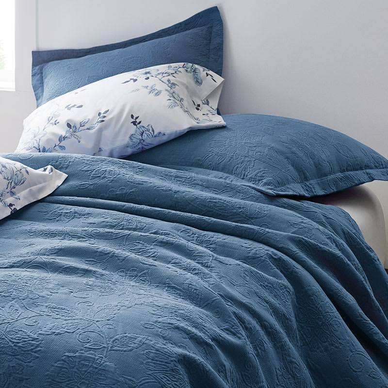 Coral Cotton Matelasse Coverlet Twin V475287