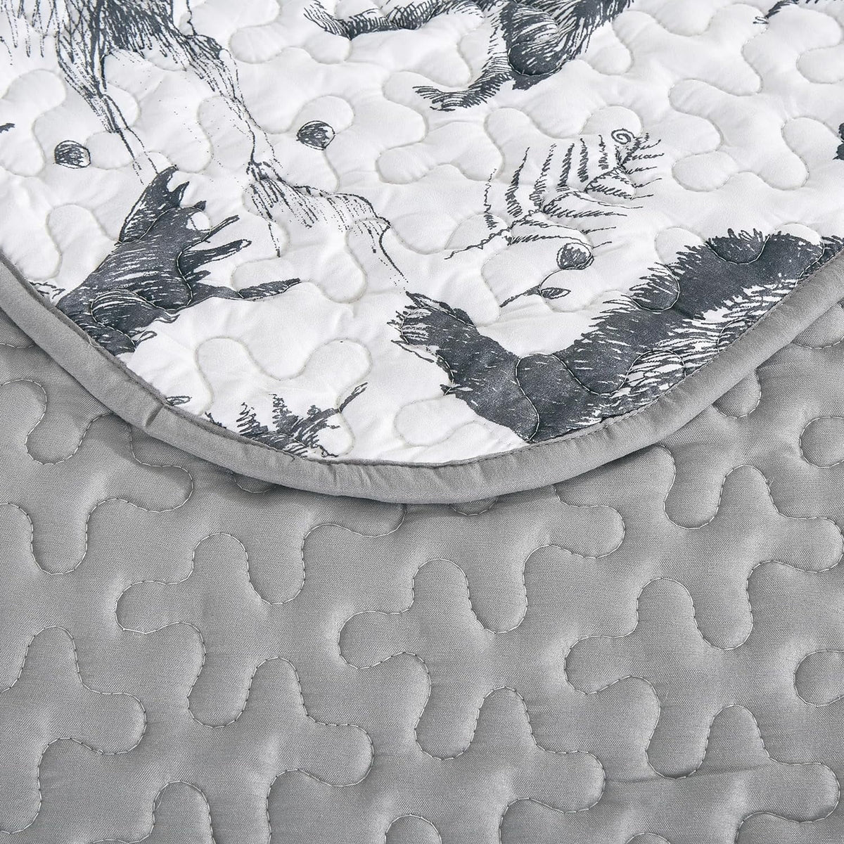 3-Piece King White Black Gray Microfiber Quilt Set O520