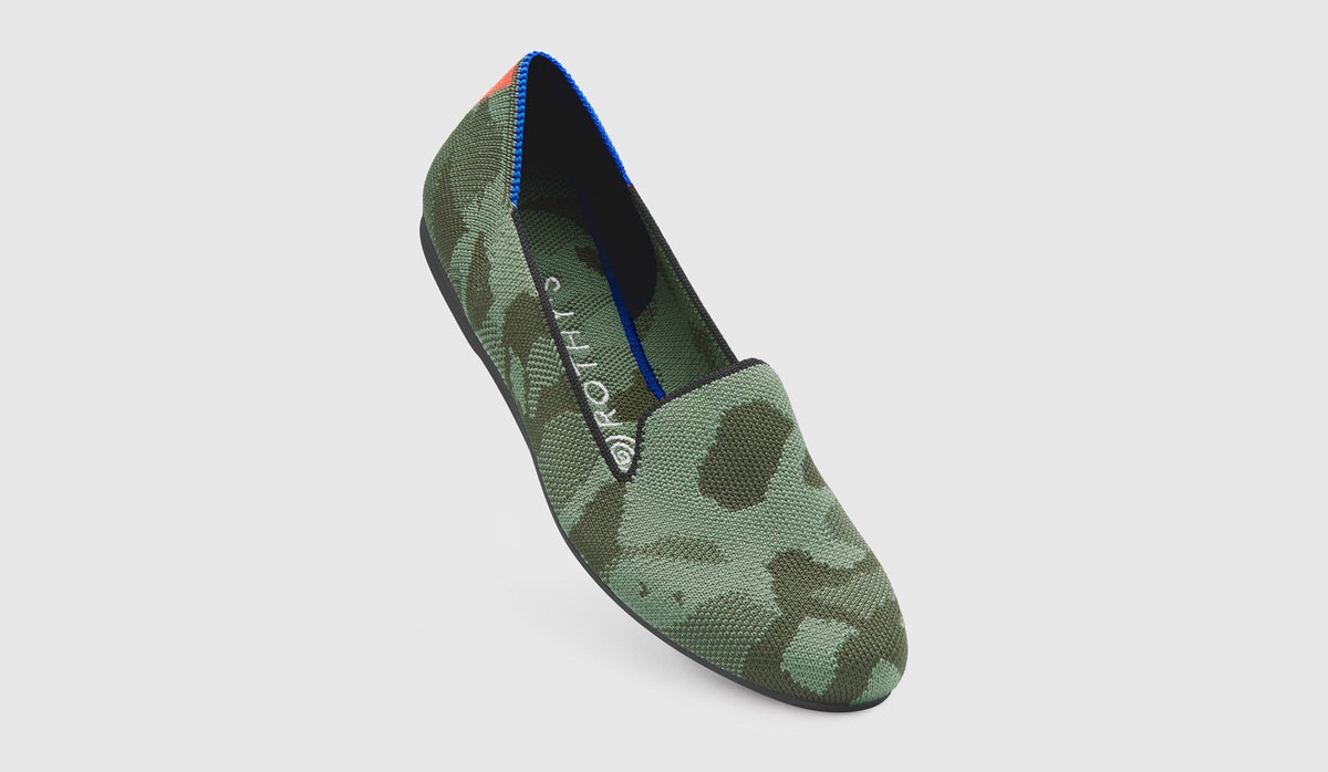Olive Camo Size 11.5 Female Shoes D78997