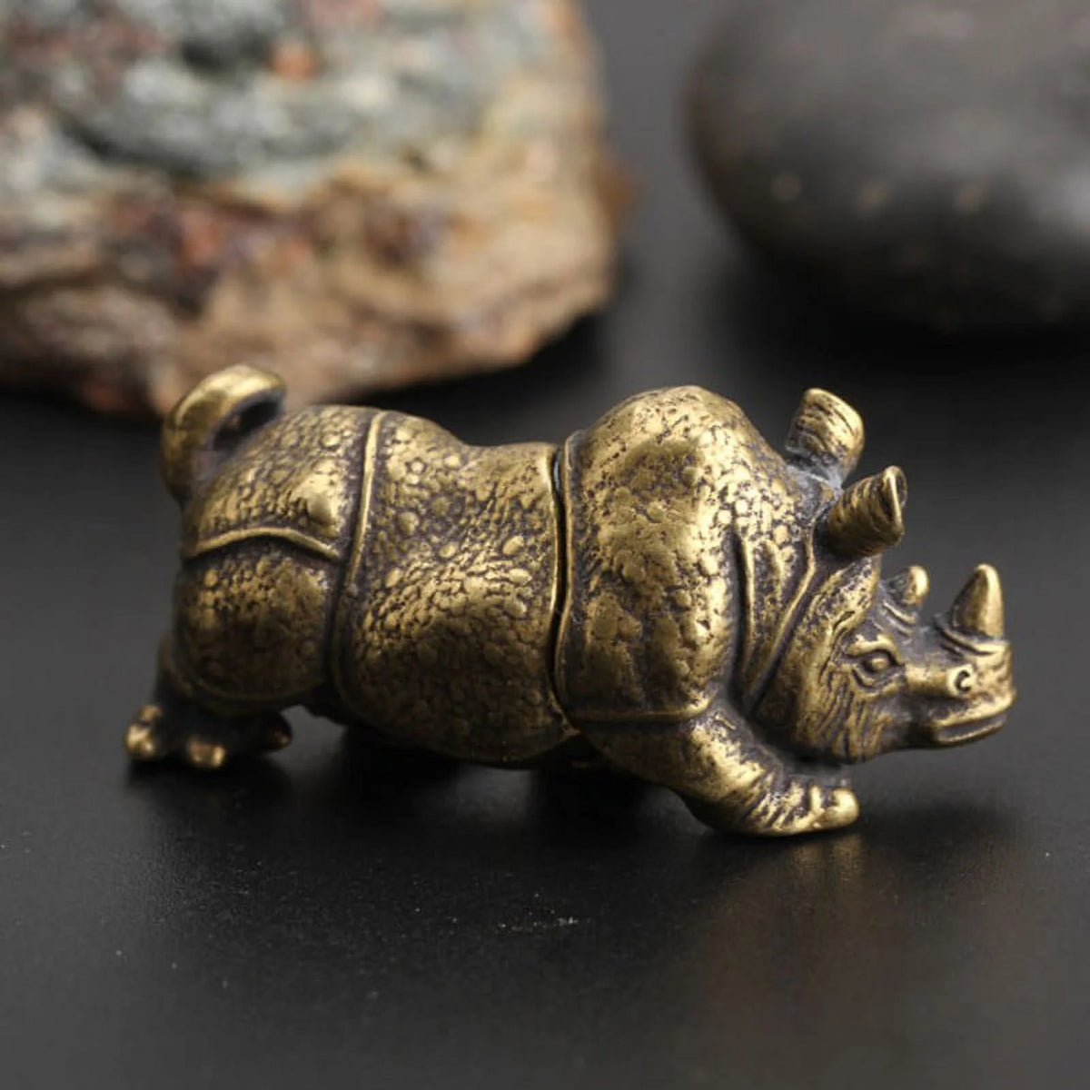 Rhino Ornament Handmade Sculpture X54657