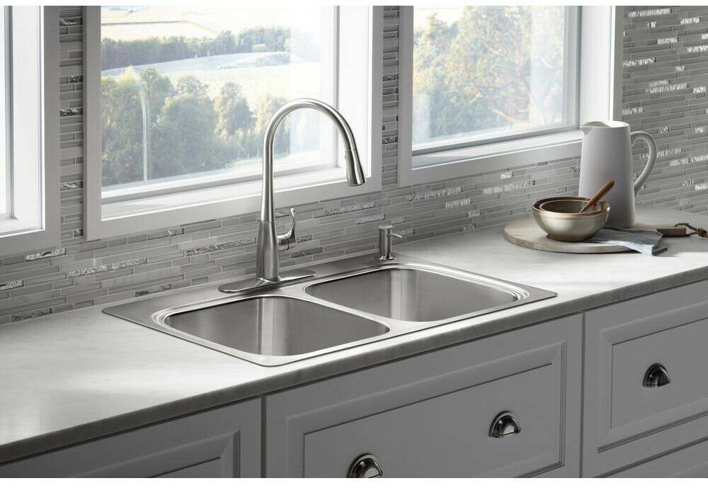 Vibrant Stainless Pull-Down Faucet with Soap Dispenser U806790