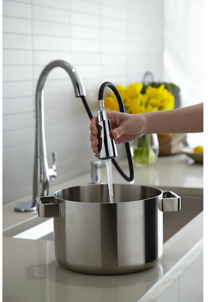 Vibrant Stainless Pull-Down Faucet with Soap Dispenser U806790