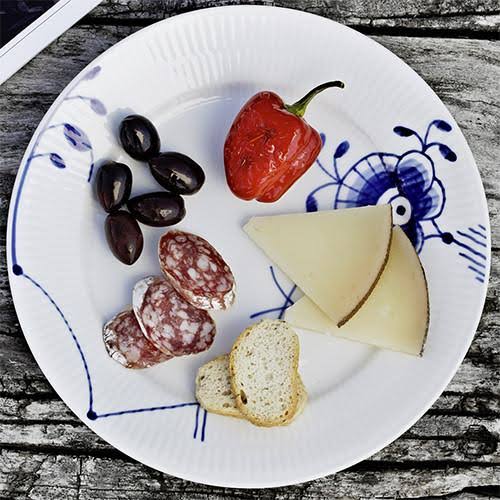 Blue Fluted Mega Oval Plate A84563